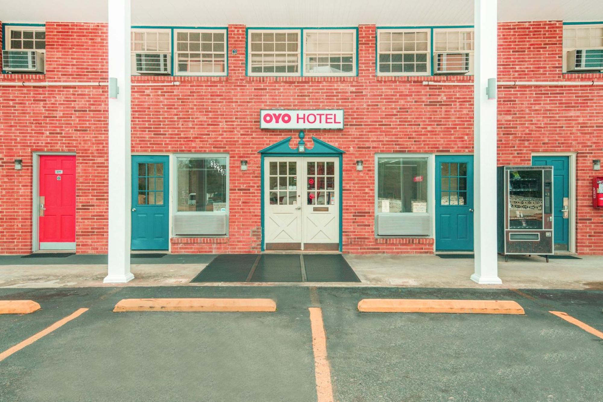 Hotel Oyo West Hills Durham
