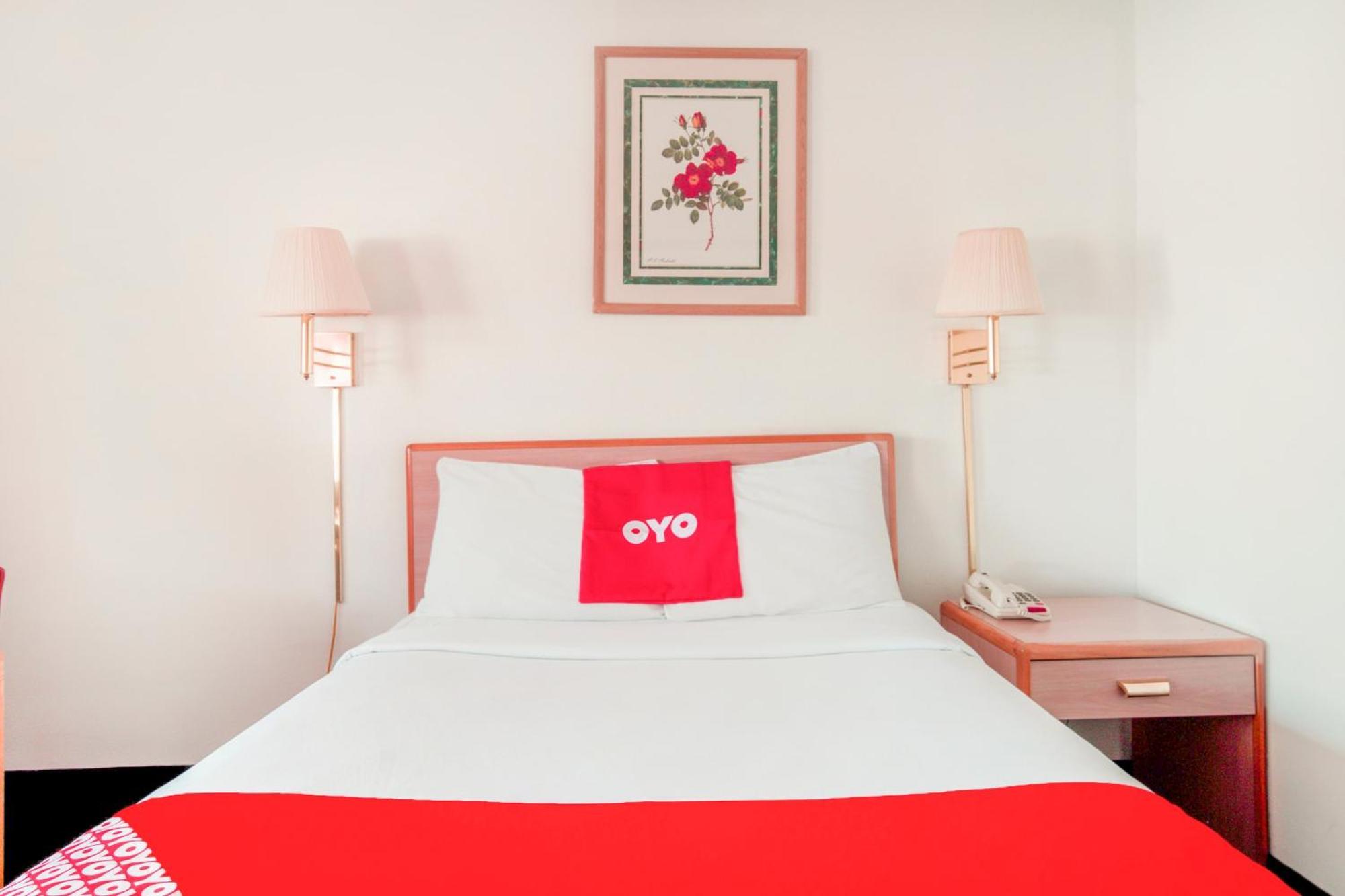 Oyo West Hills