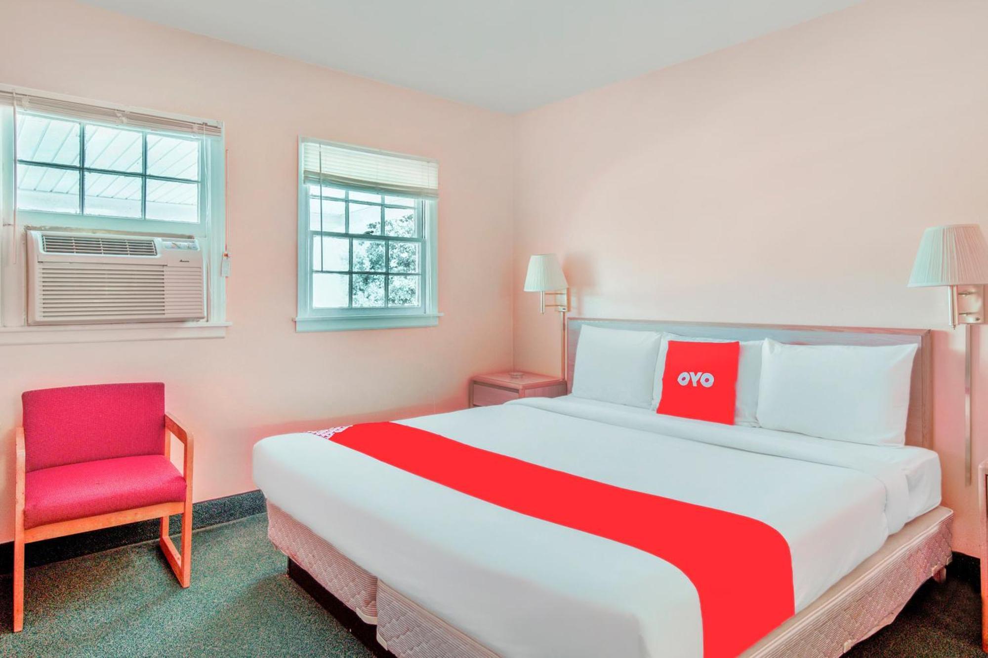 Oyo West Hills Hotel Durham